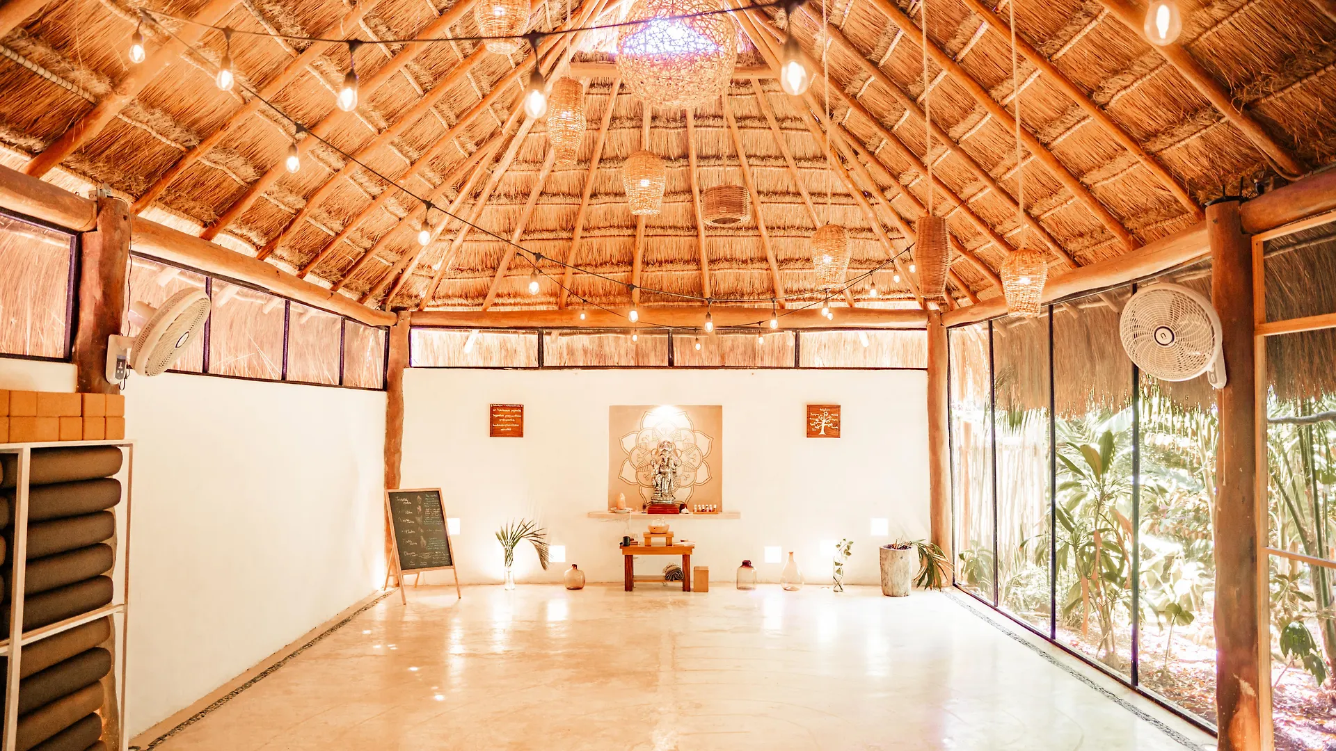 Petit Lafitte Beach Front Hotel & Bungalows Playa del Carmen 4*,