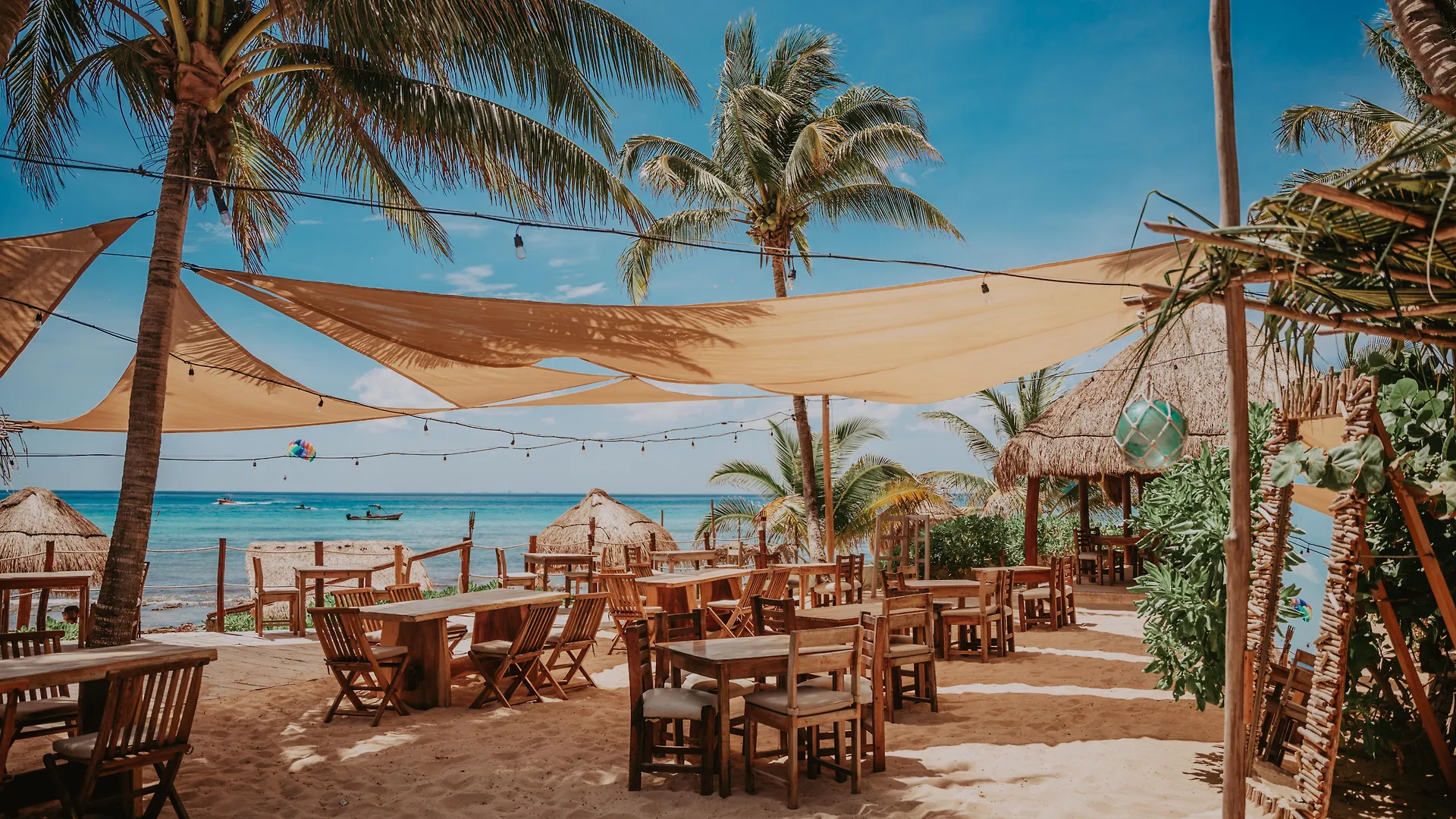 ****  Petit Lafitte Beach Front Hotel & Bungalows Playa del Carmen Meksyk