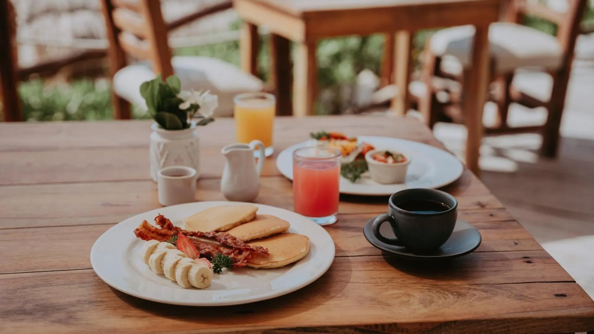 Petit Lafitte Beach Front Hotel & Bungalows Playa del Carmen